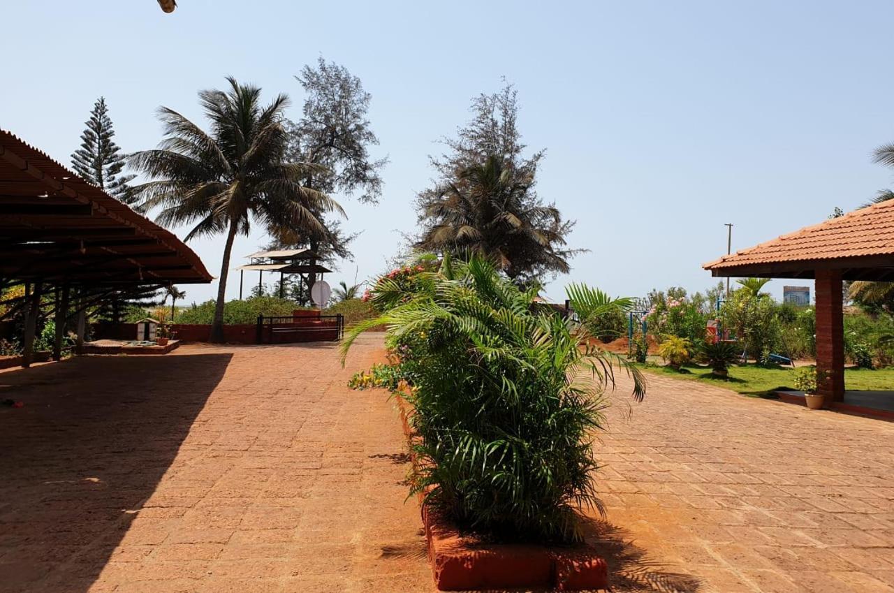 Sagar Sawali Beach Resort Karde Dāpoli Exteriér fotografie